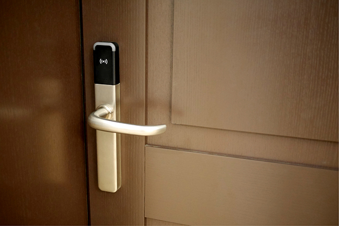 宿泊施設　開錠　作製