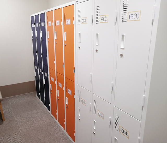 従業員ロッカー　カギ交換 修理